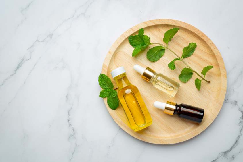 wind-down-with-these-3-aromatherapy-essential-oils