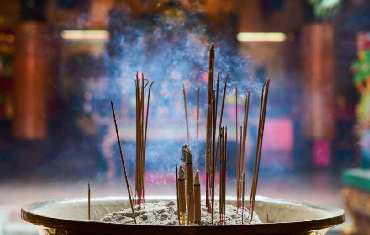 how-does-the-enigmatic-copal-incense-benefit-you