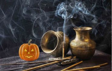celebrate halloween 2023 with these fall-themed incense